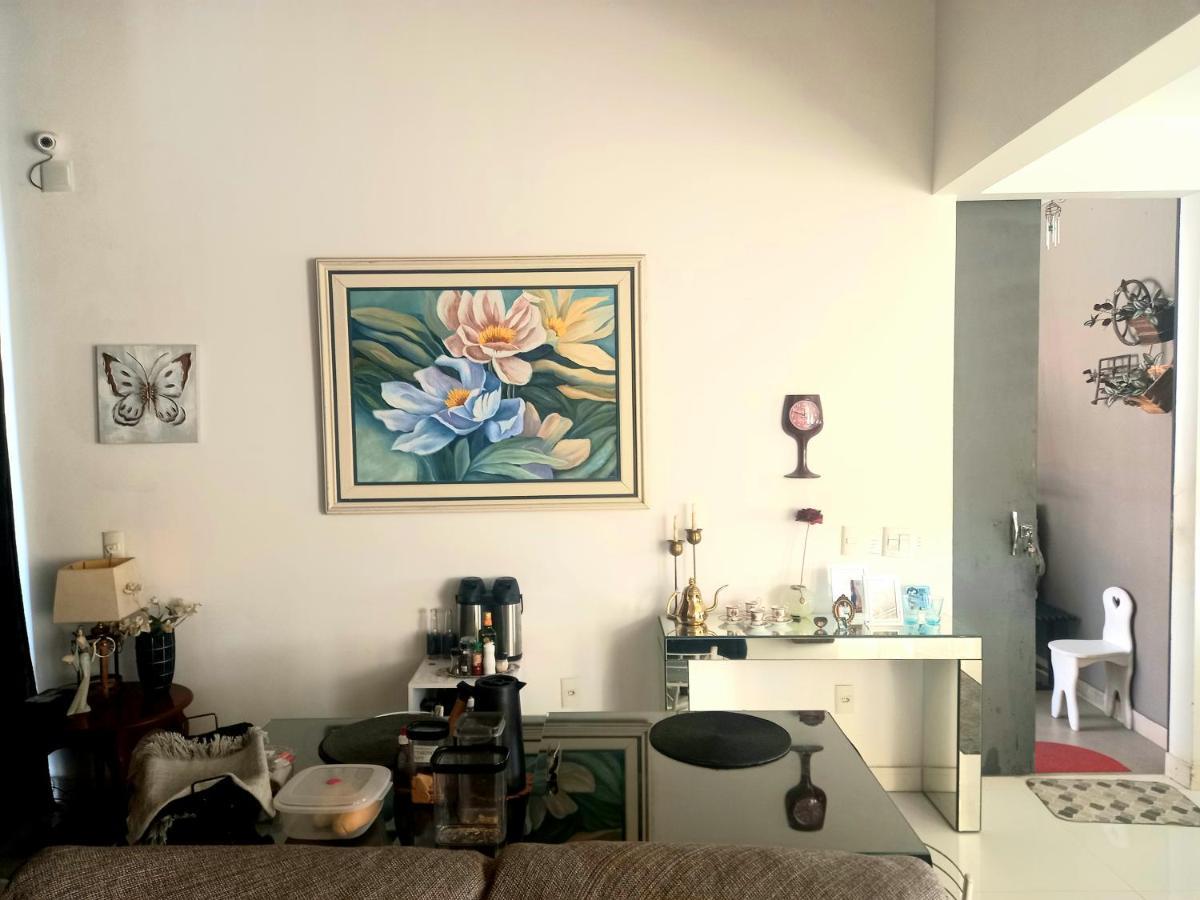 Flor De Lis Apartment *